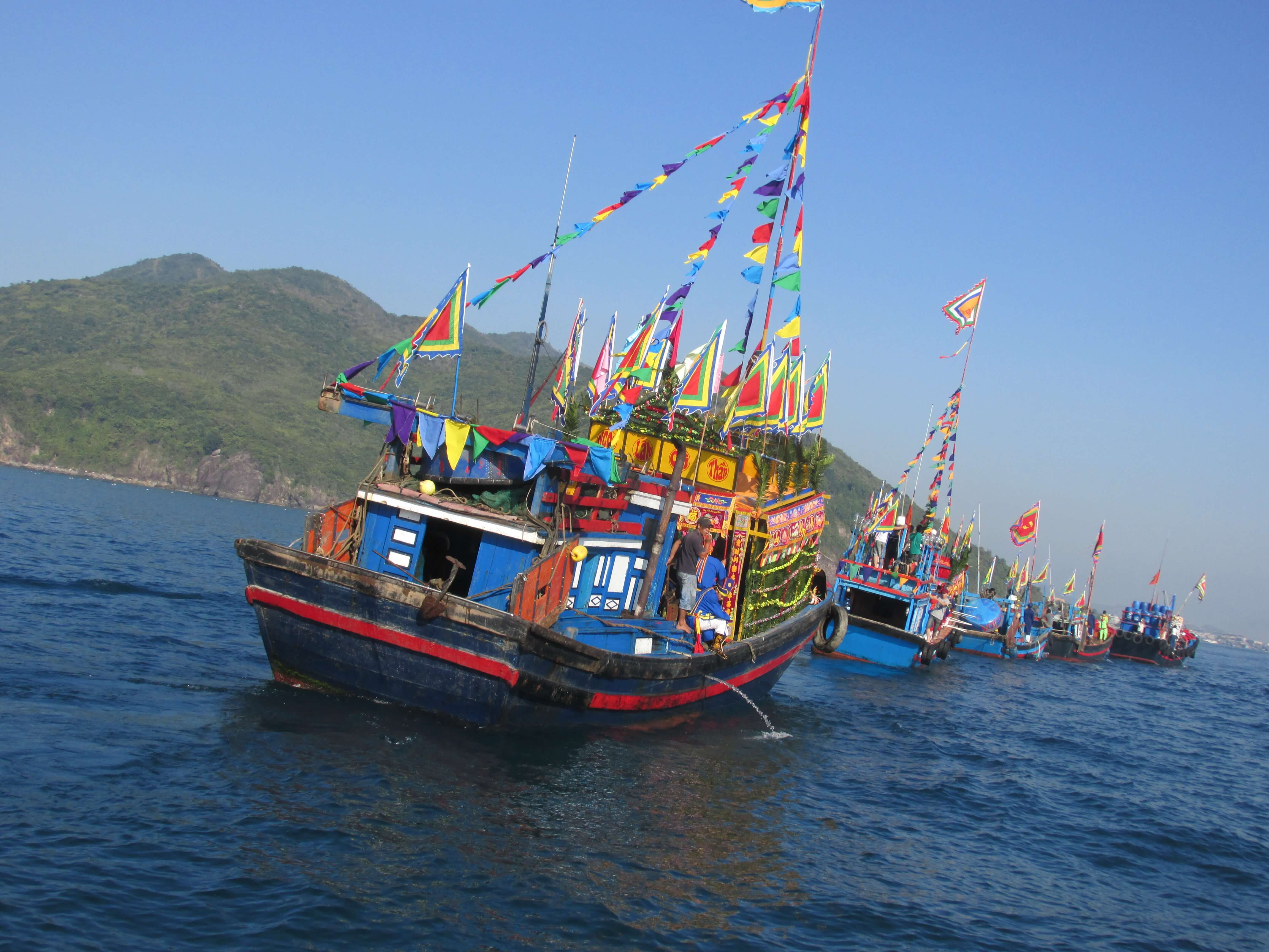 TỤC THỜ CÁ ÔNG CỦA CƯ DÂN KHÁNH HÒA